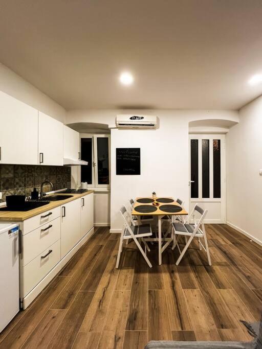 Studio Apartment Joanna Rijeka Extérieur photo