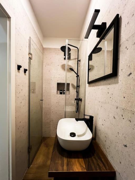 Studio Apartment Joanna Rijeka Extérieur photo